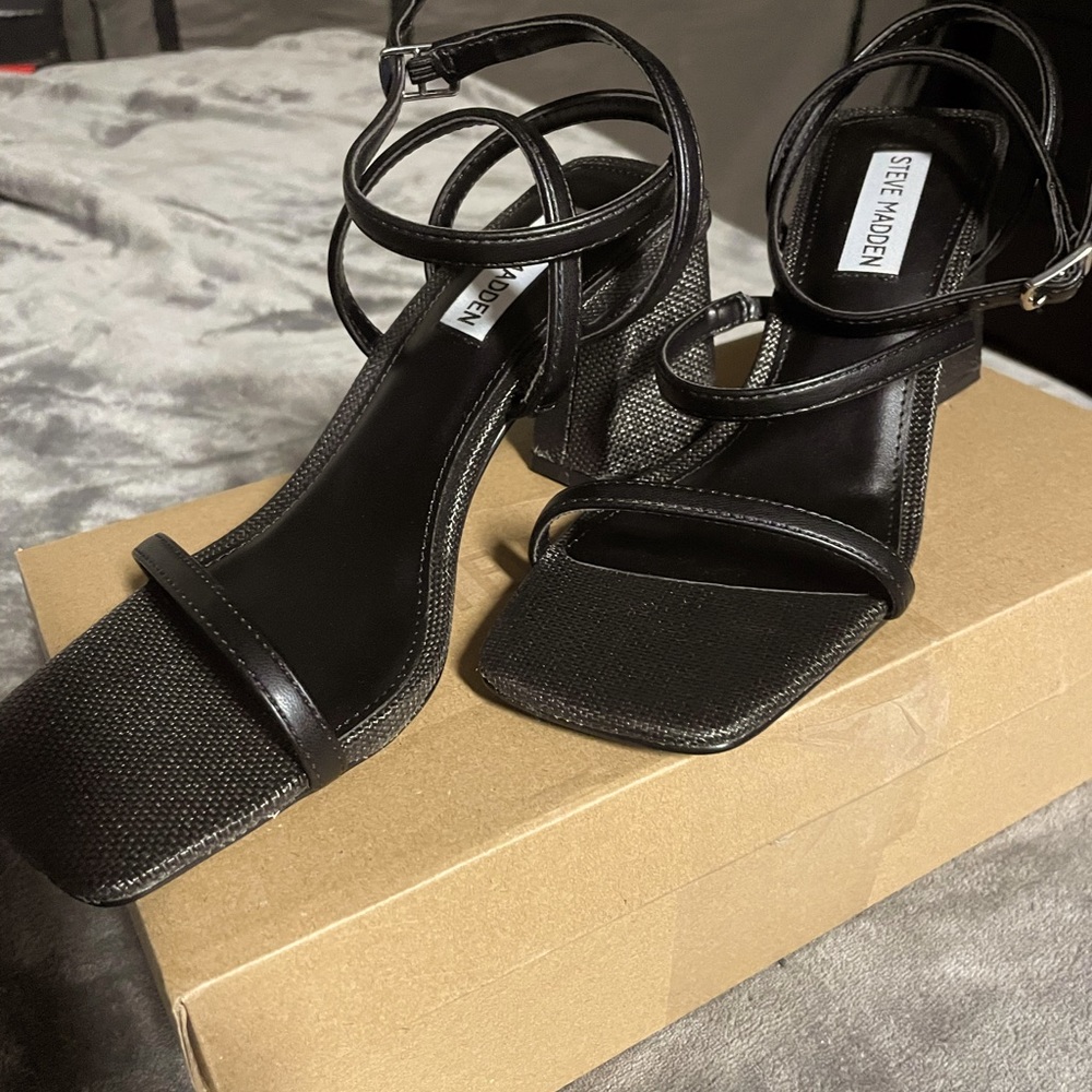 Steve Madden Bayley Heeled Sandal